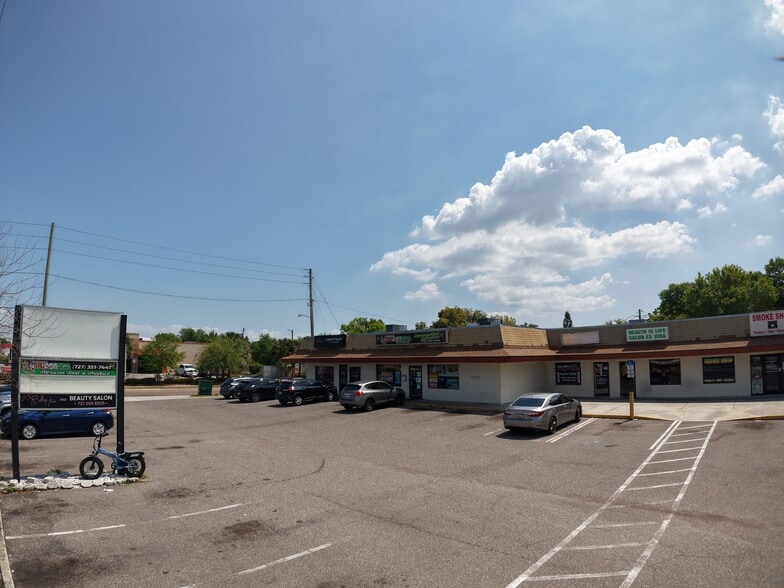 More Photos Of 1745 Drew St, Clearwater General Retail For Sale