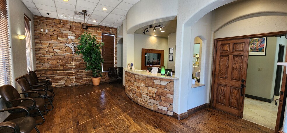 More Photos Of 2050 Mariner Dr, Las Vegas Medical For Sale