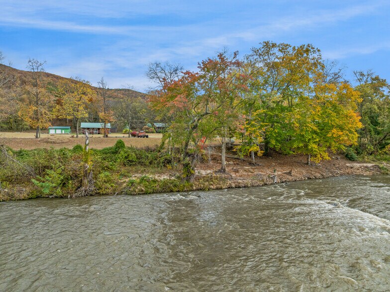 More Photos Of 1640-642 River Rd, Hot Springs Apartments For Sale