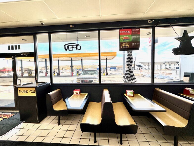 More Photos Of 2490 N Main St, Sheridan Convenience Store For Sale