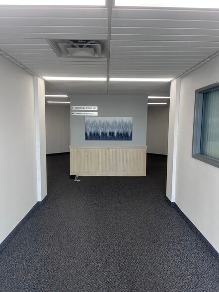 More Photos Of 146 N Lake St, Forest Lake Medical For Lease