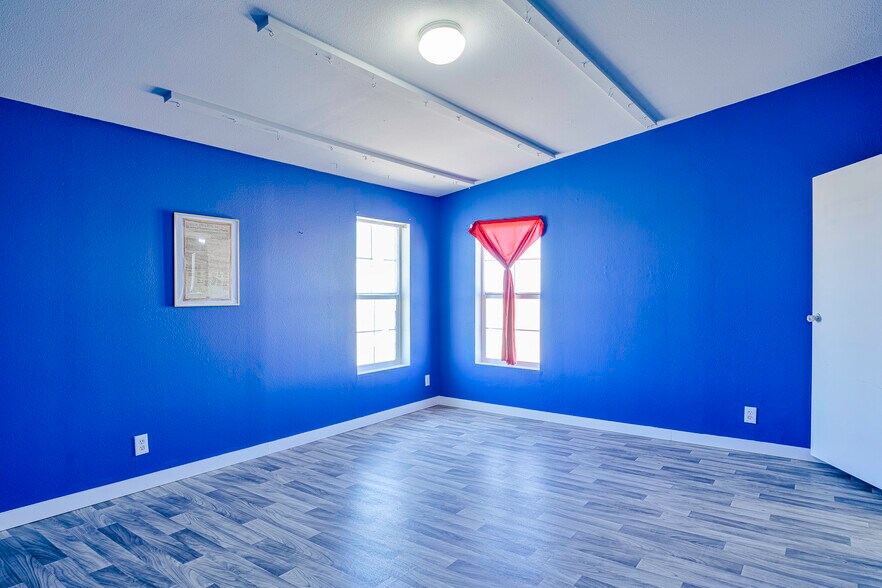 More Photos Of 11350 Lane 12 N, Hooper Flex For Sale
