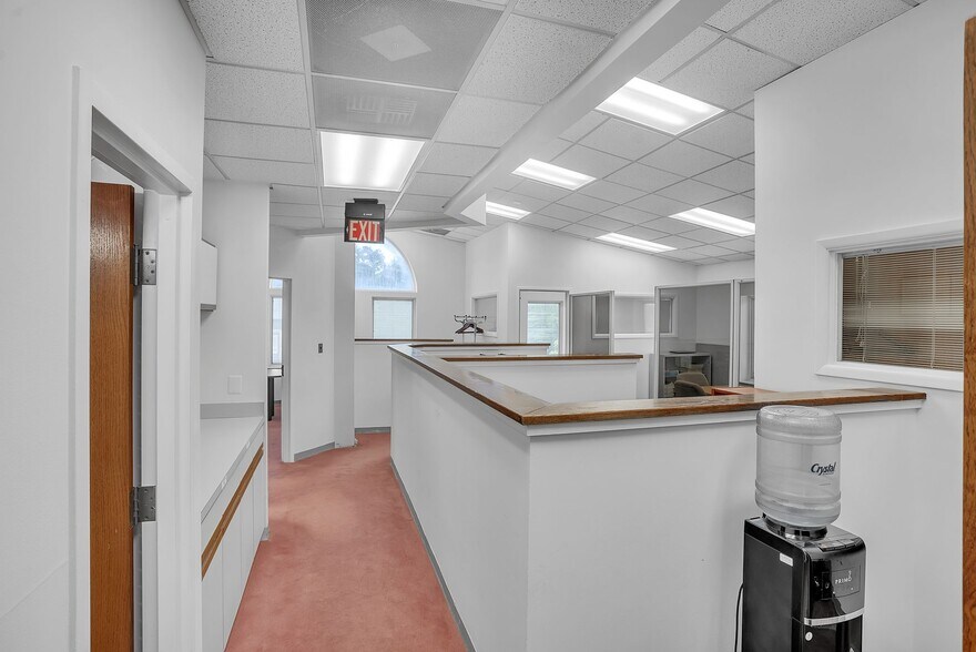 More Photos Of 4609 Pinecrest Office Park Dr, Alexandria Medical For Sale