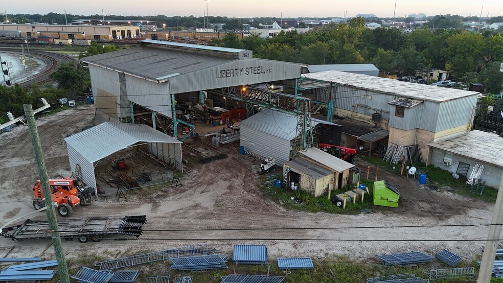 Primary Photo Of 2021 Dennis St, Jacksonville Manufacturing For Lease