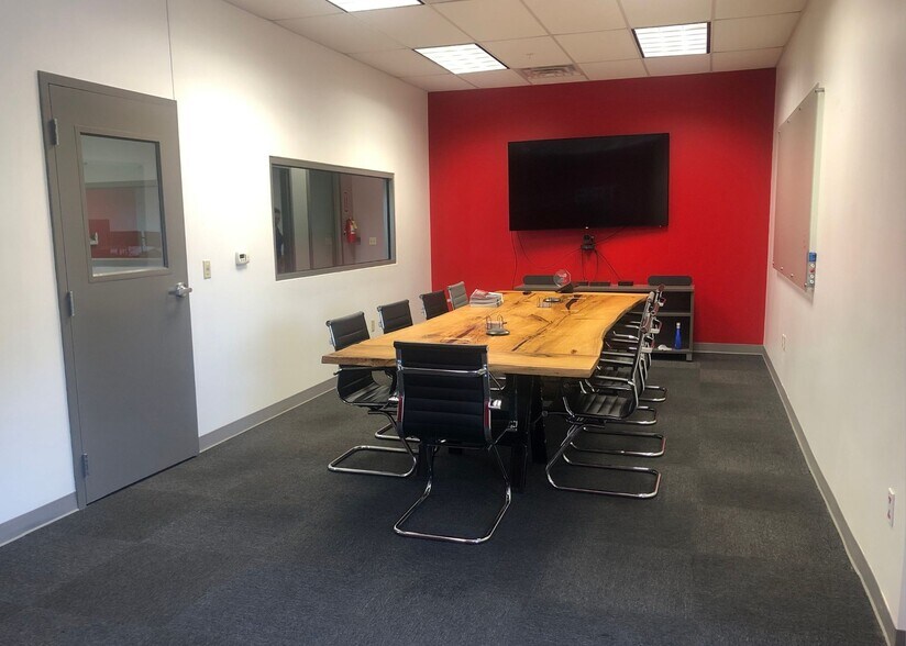 More Photos Of 2025 James Howard Dr, Richmond Warehouse For Lease