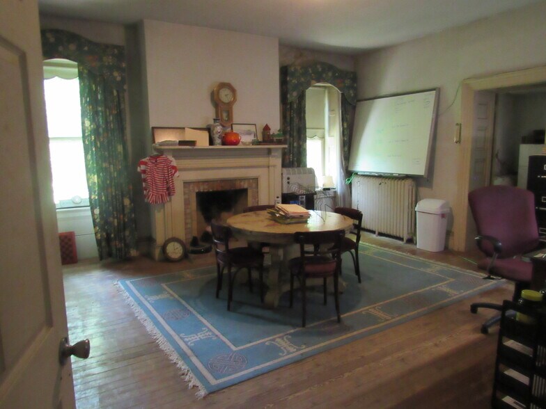 More Photos Of 104 E Mahanoy Ave, Girardville Apartments For Sale