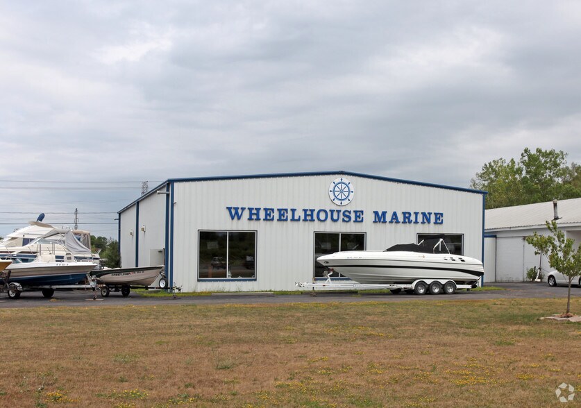 Primary Photo Of 3049 Grand Island Blvd, Grand Island Freestanding For Sale