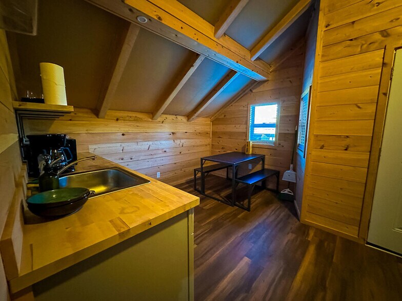 More Photos Of 7009 Creek Stone Rd, Milton Lodge Meeting Hall For Sale