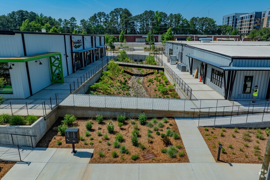 More Photos Of 2300-2312 Atlantic Ave, Raleigh Unknown For Lease
