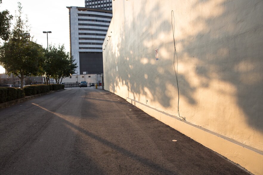 More Photos Of 833 Baronne St, New Orleans Office Residential For Sale