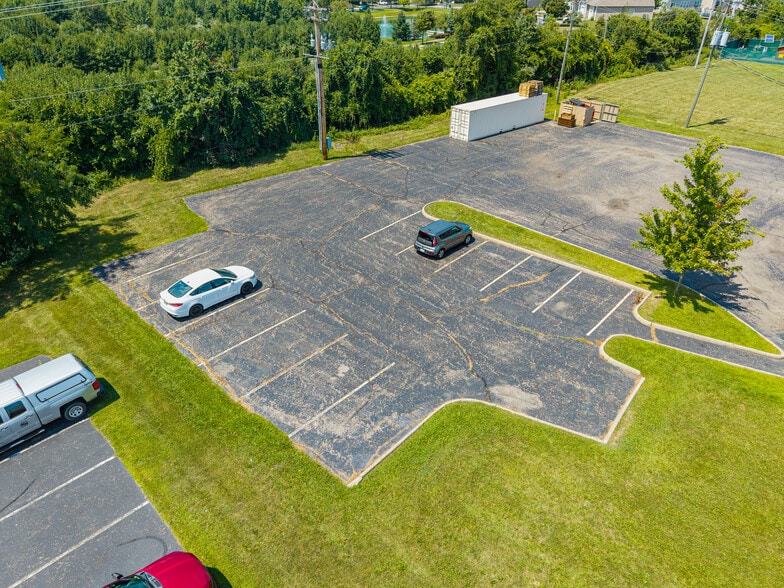 More Photos Of 275 Outerbelt St, Columbus Office For Sale