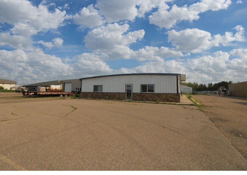 More Photos Of 6008 Highway 2 E, Minot Showroom For Sale