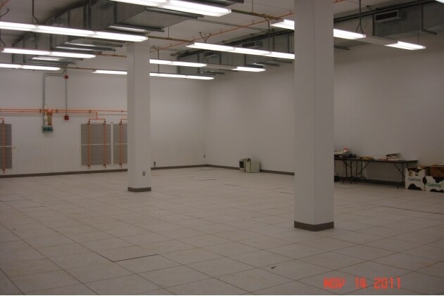 Primary Photo Of 13229 Southview Ln, Dallas Flex For Sale