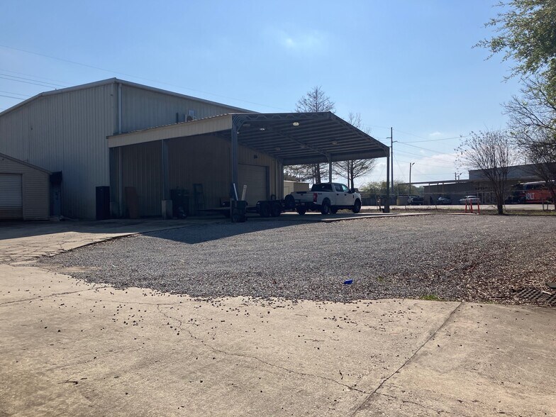 Primary Photo Of 2509 Eslava Creek Pky, Mobile Warehouse For Lease