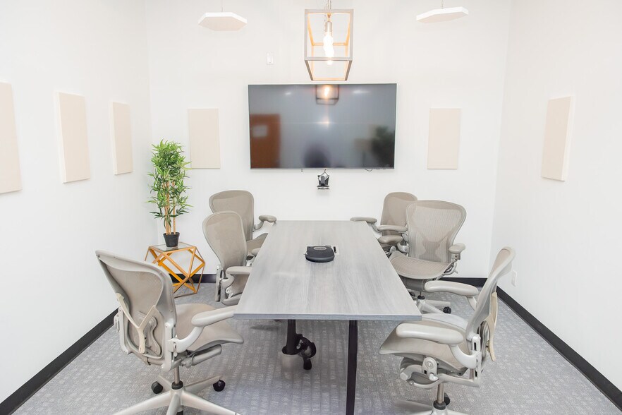 More Photos Of 16-18 Ann St, Norwalk Loft Creative Space For Lease