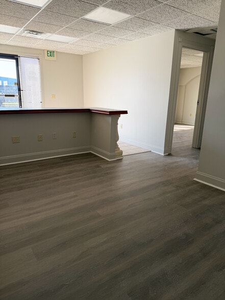 More Photos Of 204 Stalnaker Ave, Warner Robins Industrial For Lease