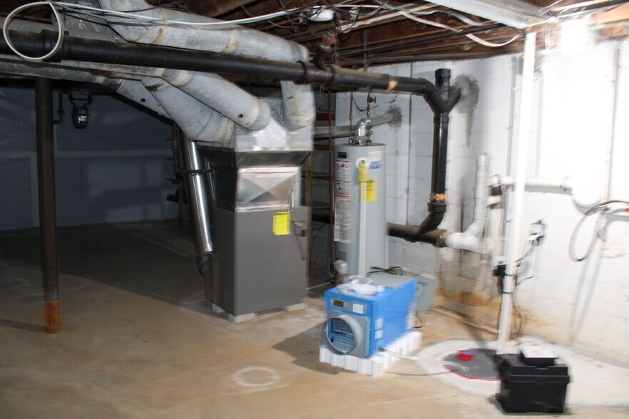 More Photos Of 4934-4936 Solar Dr, Columbus Multifamily For Sale