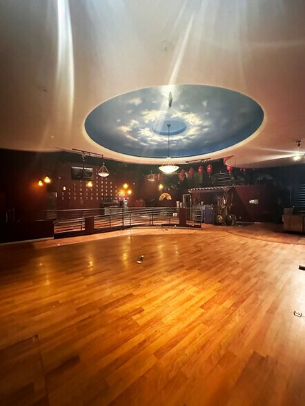 More Photos Of 3565 Geary Blvd, San Francisco Storefront For Lease