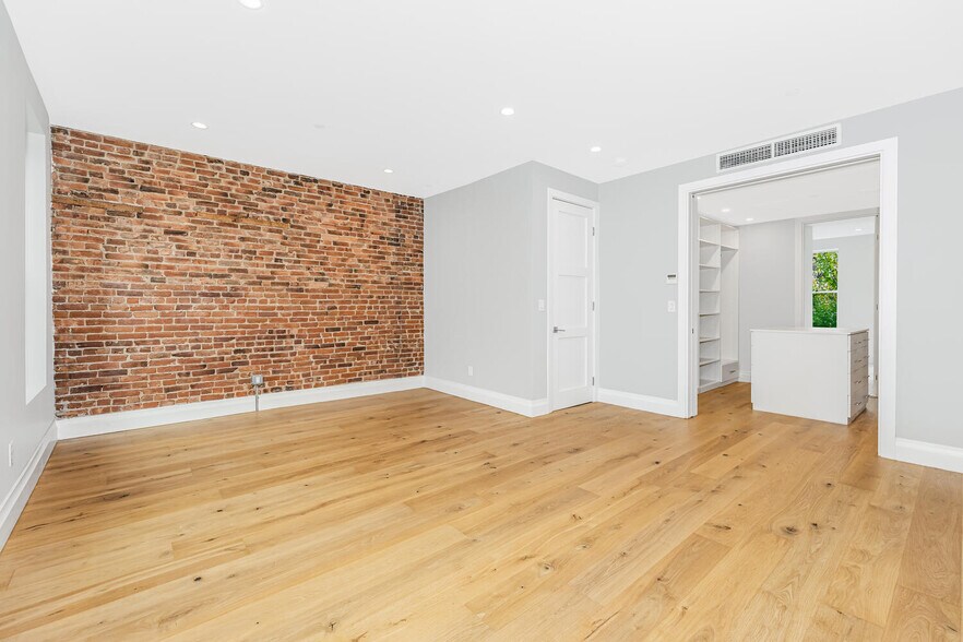 More Photos Of 11A Arlington Pl, Brooklyn Apartments For Sale