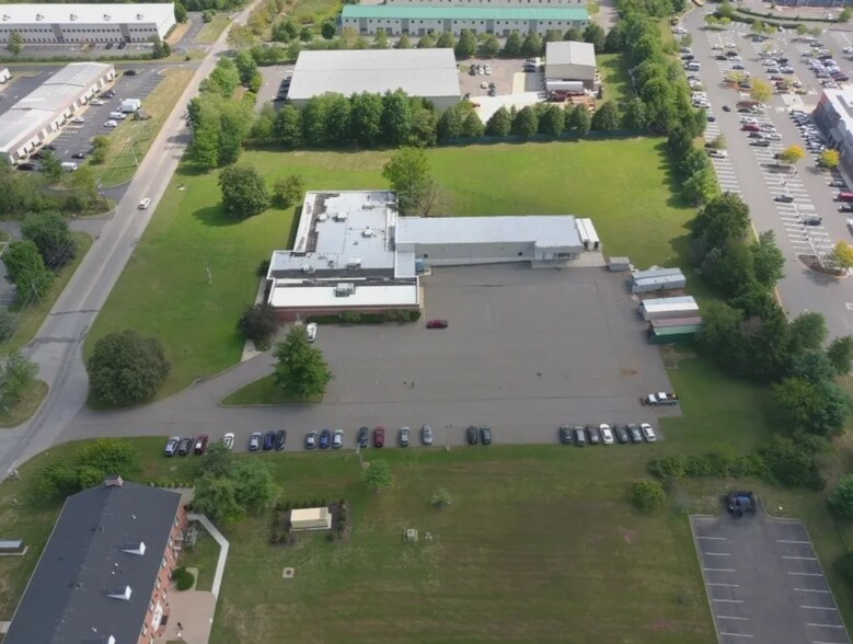 Primary Photo Of 8 Minneakoning Rd, Flemington Warehouse For Sale