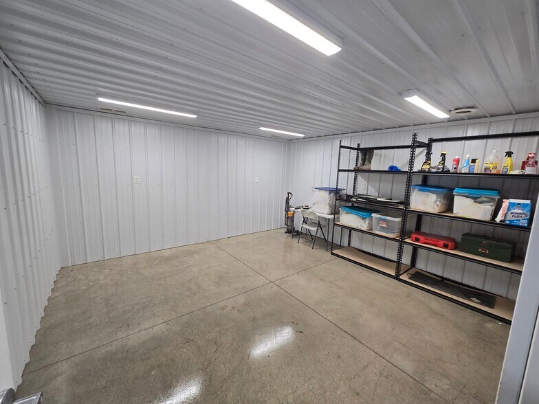 More Photos Of 408 Findlay Rd, Lima Industrial For Sale