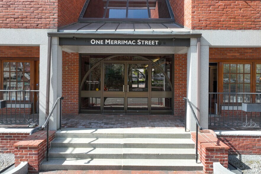 More Photos Of 1 Merrimac St, Newburyport Apartments For Lease