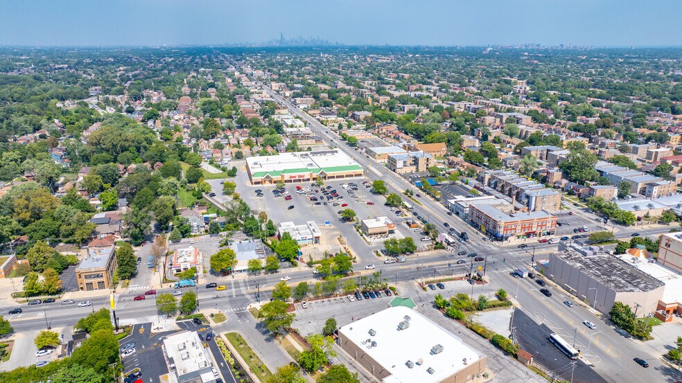 More Photos Of 1614 W 95th St, Chicago Bank For Sale