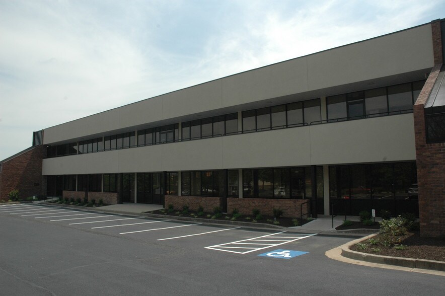 More Photos Of 4109-4111 E Joppa Rd, Nottingham Office For Lease