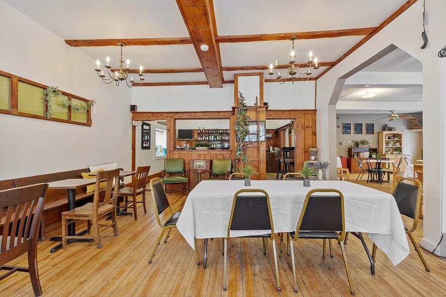 More Photos Of 61-63 Glenallen St, Winchendon Restaurant For Sale