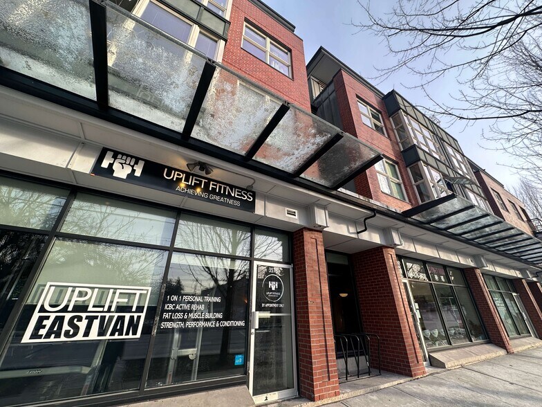 More Photos Of 3558-3598 Fraser St, Vancouver Storefront For Sale