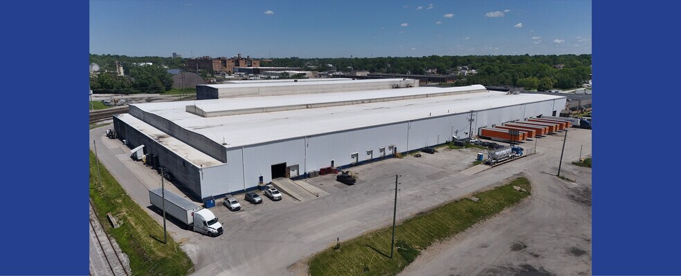 More Photos Of 1564 Firestone Pky, Akron Warehouse For Lease