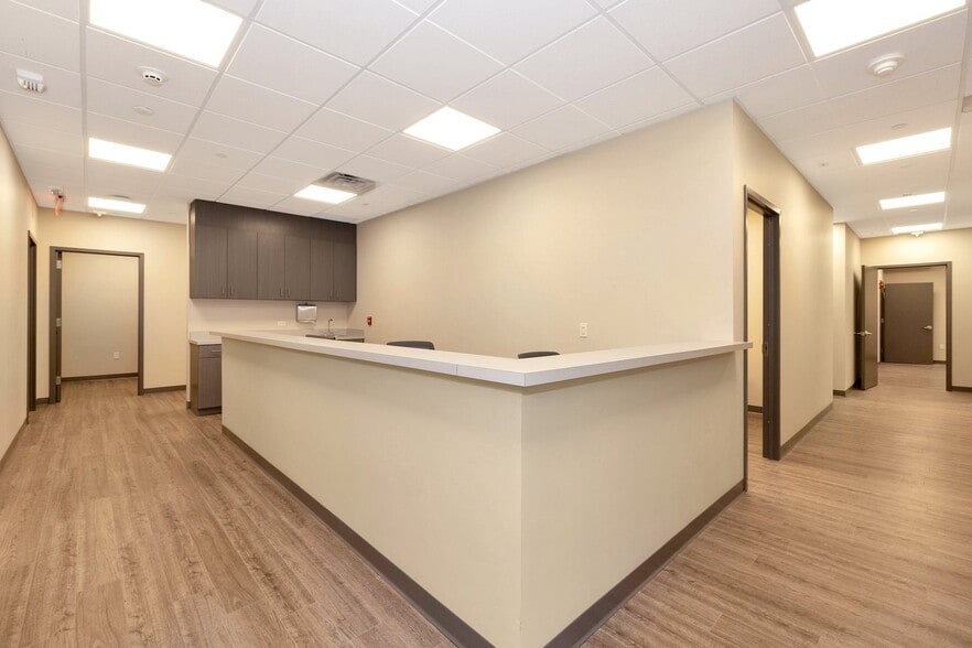 More Photos Of 10 Waldron Ave, Nyack Storefront For Lease