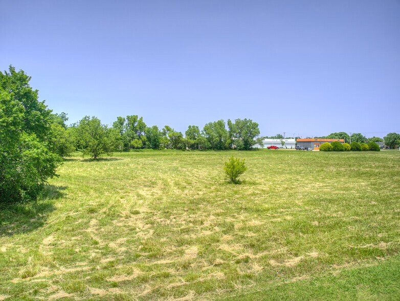 More Photos Of 1100 W 3rd ST, Edmond Land For Sale