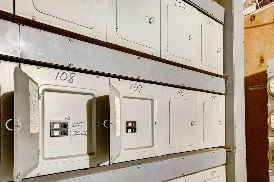 More Photos Of 3701 W 9th St, Los Angeles Apartments For Sale