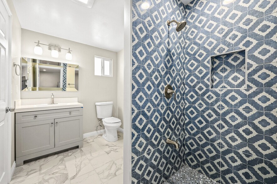 More Photos Of 1227 E Grovecenter St, West Covina Specialty For Sale