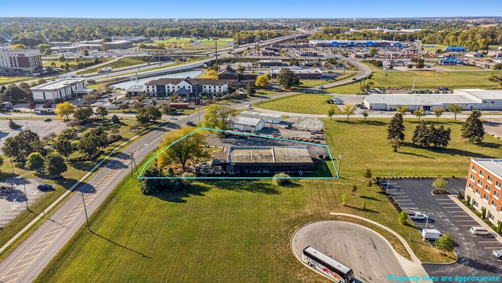 More Photos Of 1720 North Ridge Rd, Findlay General Retail For Sale