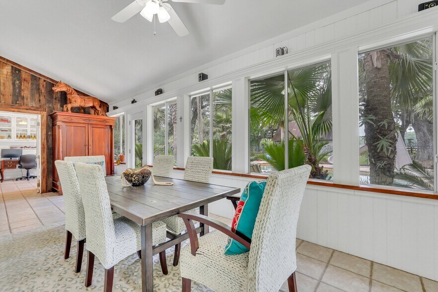 More Photos Of 1871 GA Highway 99, Brunswick Specialty For Sale