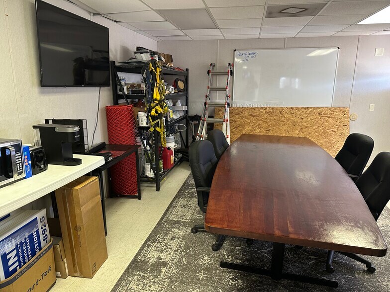 More Photos Of 24203 FM 2100 Rd, Huffman Office Residential For Sale