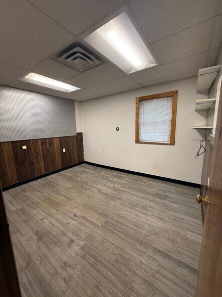 More Photos Of 60 Ransier Dr, West Seneca Industrial For Lease