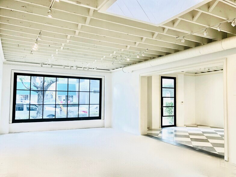 More Photos Of 912 N La Cienega Blvd, Los Angeles Loft Creative Space For Lease