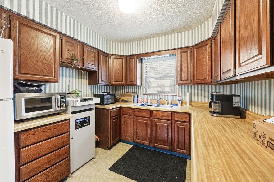 More Photos Of 2585 Herschel St, Jacksonville Office For Sale