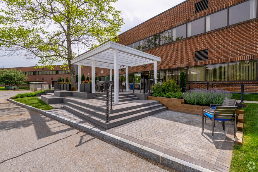 More Photos Of 1 Monarch Dr, Littleton Office For Lease