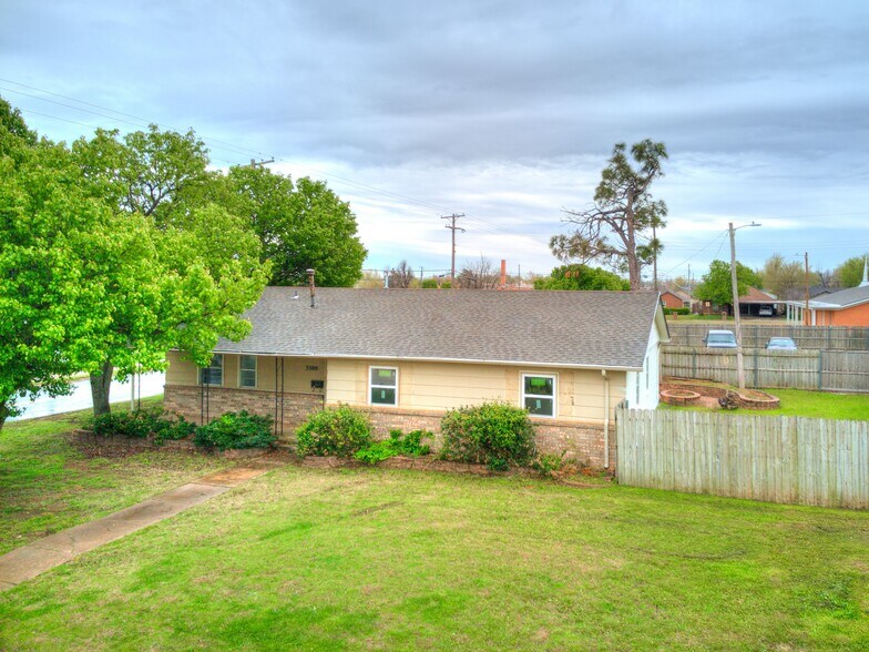 More Photos Of 3304 SW 40th St, Oklahoma City Apartments For Sale