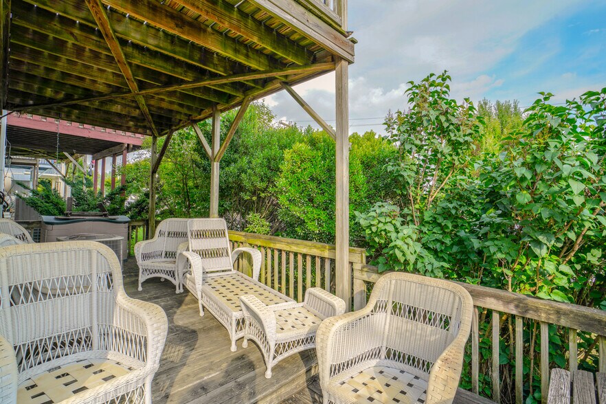 More Photos Of 610 S Cedar Ln, Upper Darby Office Residential For Sale