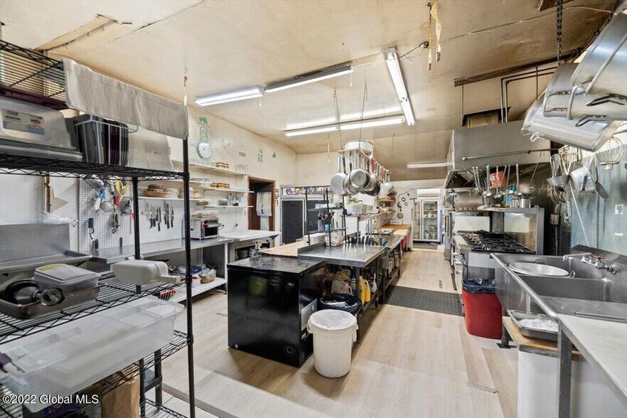 More Photos Of 67 Bridge St, Amsterdam Restaurant For Sale