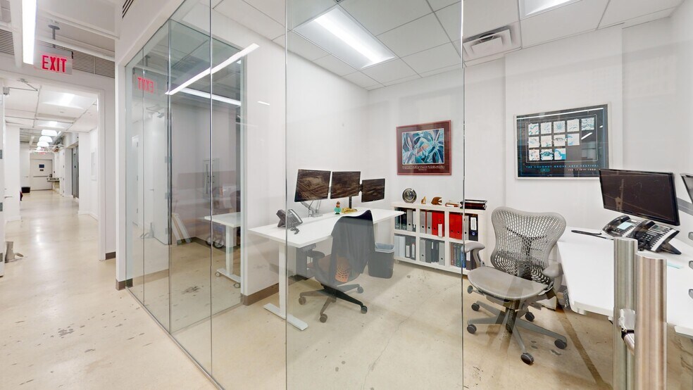 More Photos Of 66-68 W Flagler St, Miami Loft Creative Space For Lease