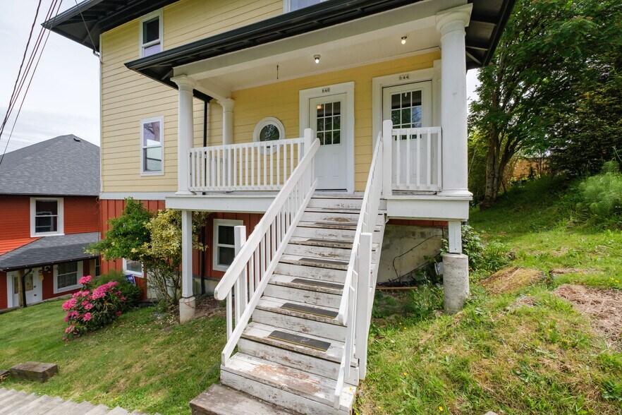 More Photos Of 640 8th St, Astoria Apartments For Sale