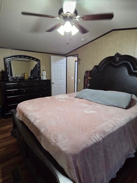 More Photos Of 23927 Alanwood Dr, San Antonio Manufactured Housing Mobile Home Park For Sale