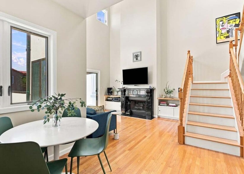 More Photos Of 2340 Palmetto Ave, Pacifica General Retail For Sale