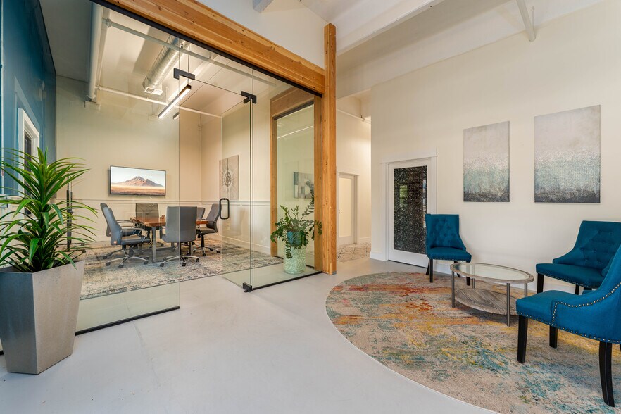 More Photos Of 1906 N Higley Rd, Mesa Flex For Sale